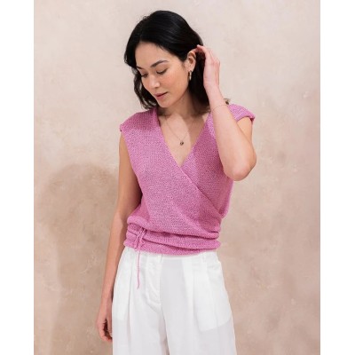 N°273 : FEMME TRICOT PLEIN ETE