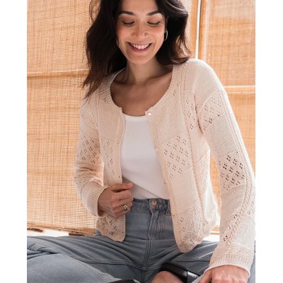 N°273 : FEMME TRICOT PLEIN ETE