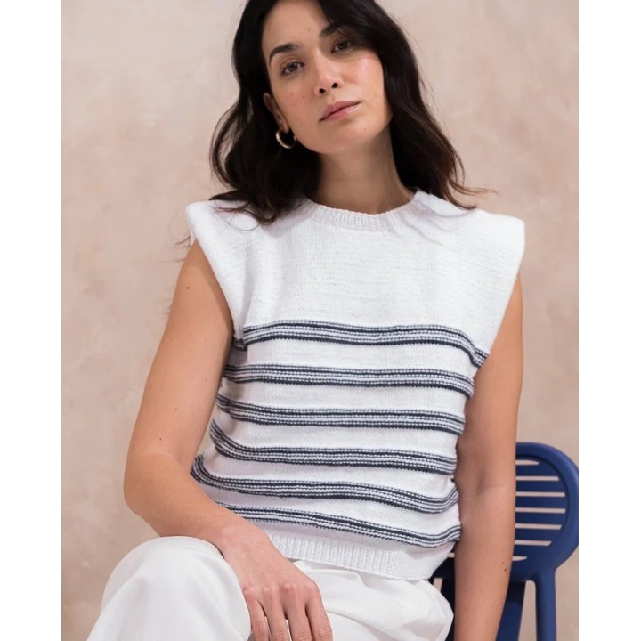 N°273 : FEMME TRICOT PLEIN ETE (édition française)