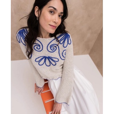 N°273 : FEMME TRICOT PLEIN ETE