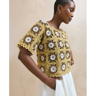 N°272 : FEMME CROCHET