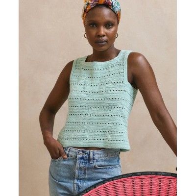 N°272 : FEMME CROCHET